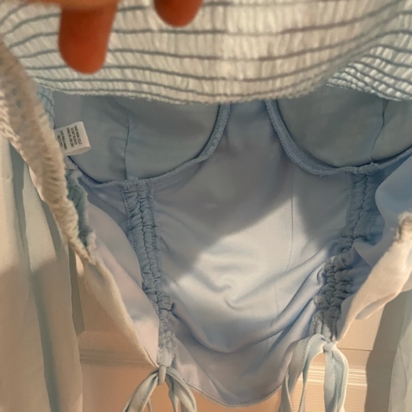 Lilly’s Kloset- My inspiration ruched mesh crop top - Picture 6 of 11